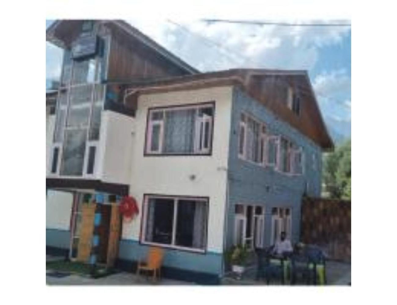 New Relax Inn, Pahalgam, 2 Km From Lidder Valley Exterior photo
