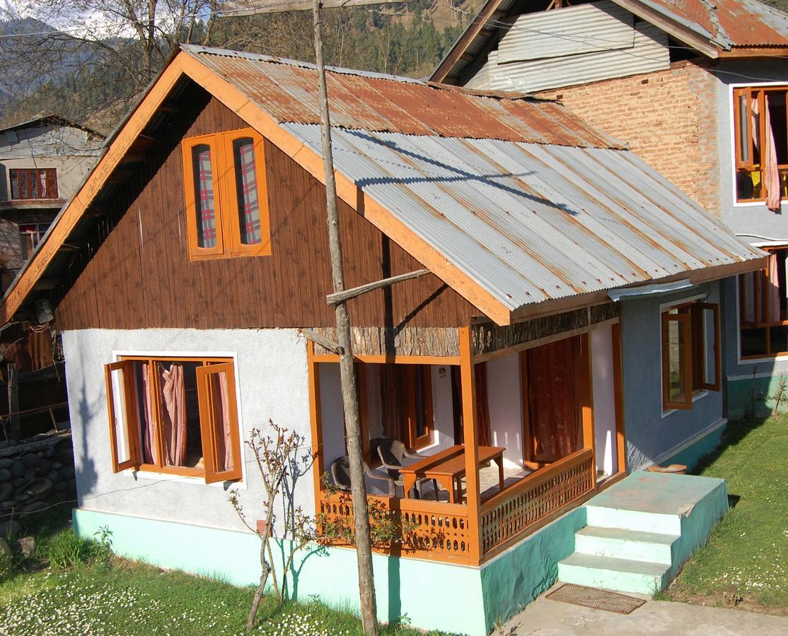 New Relax Inn, Pahalgam, 2 Km From Lidder Valley Exterior photo