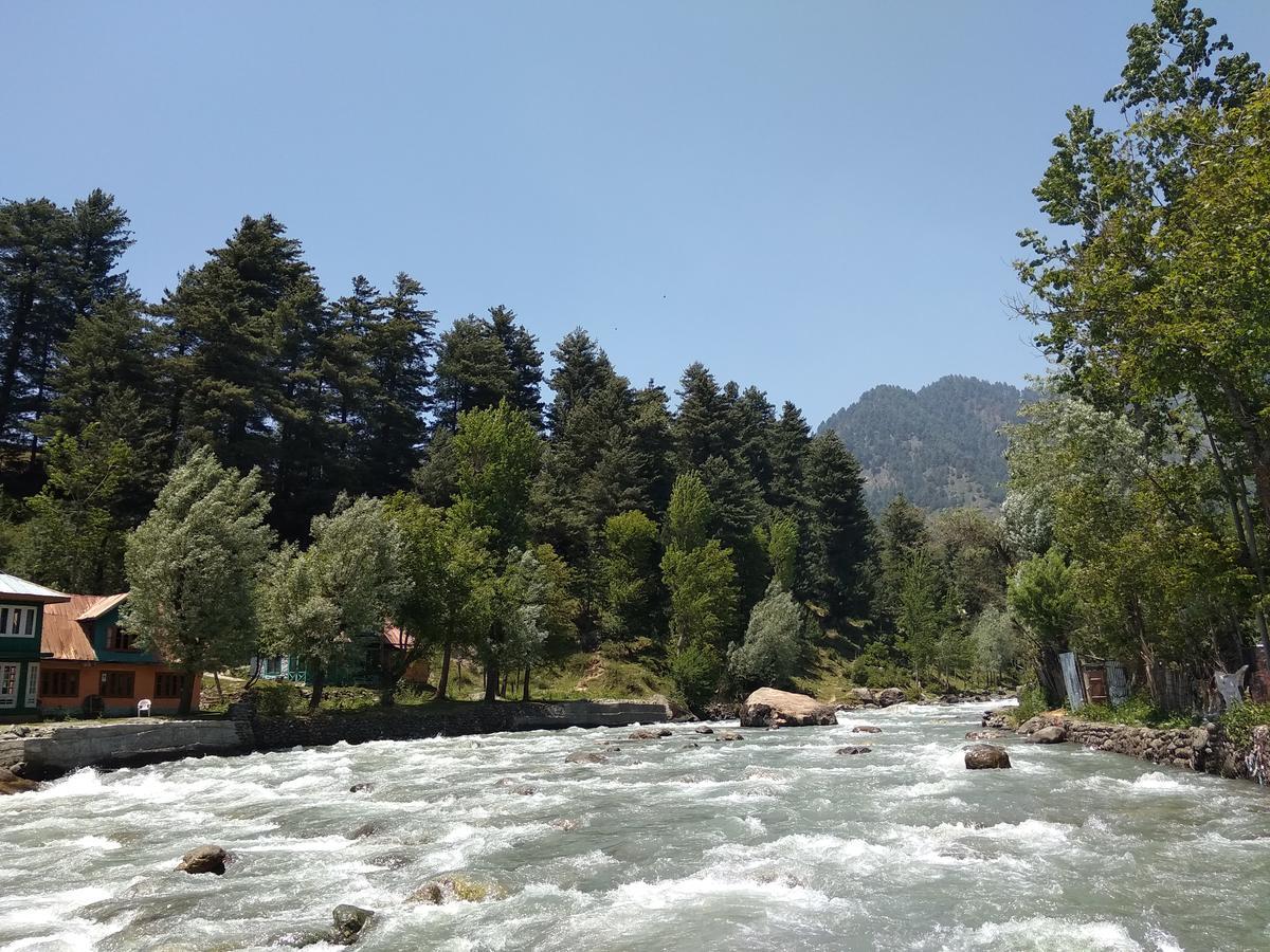 New Relax Inn, Pahalgam, 2 Km From Lidder Valley Exterior photo